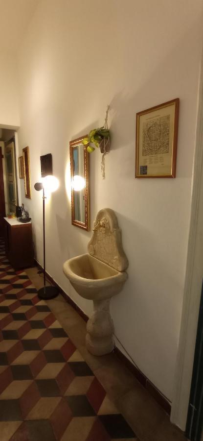 Onlyrooms III - Piazza Jenne Cagliari Eksteriør billede