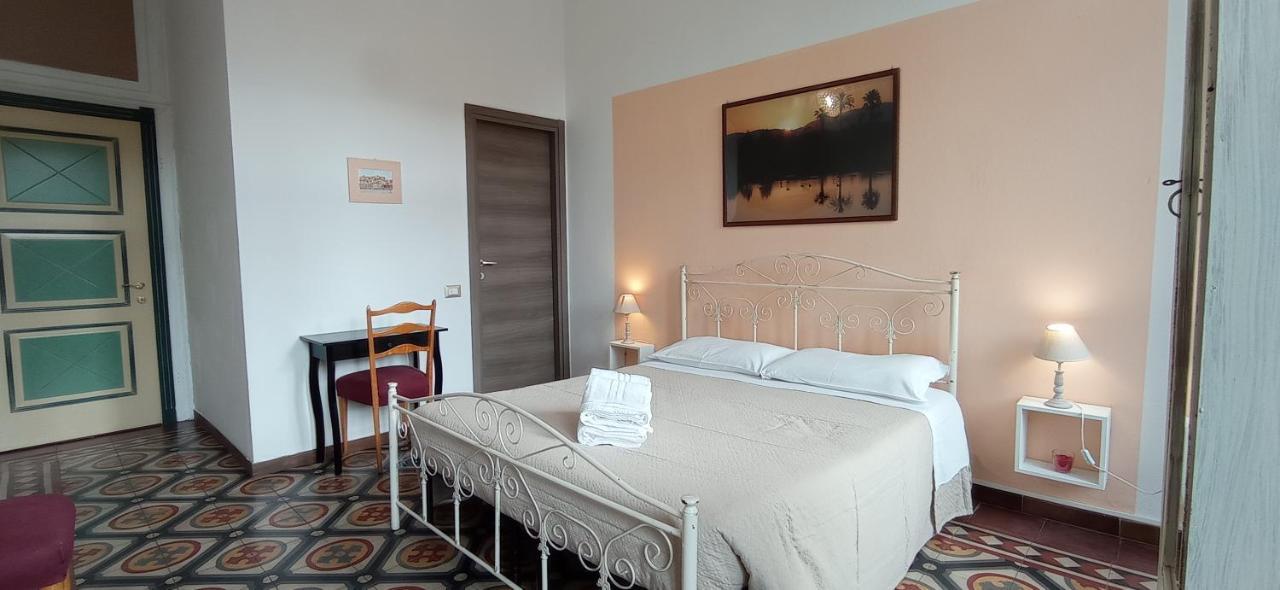 Onlyrooms III - Piazza Jenne Cagliari Eksteriør billede