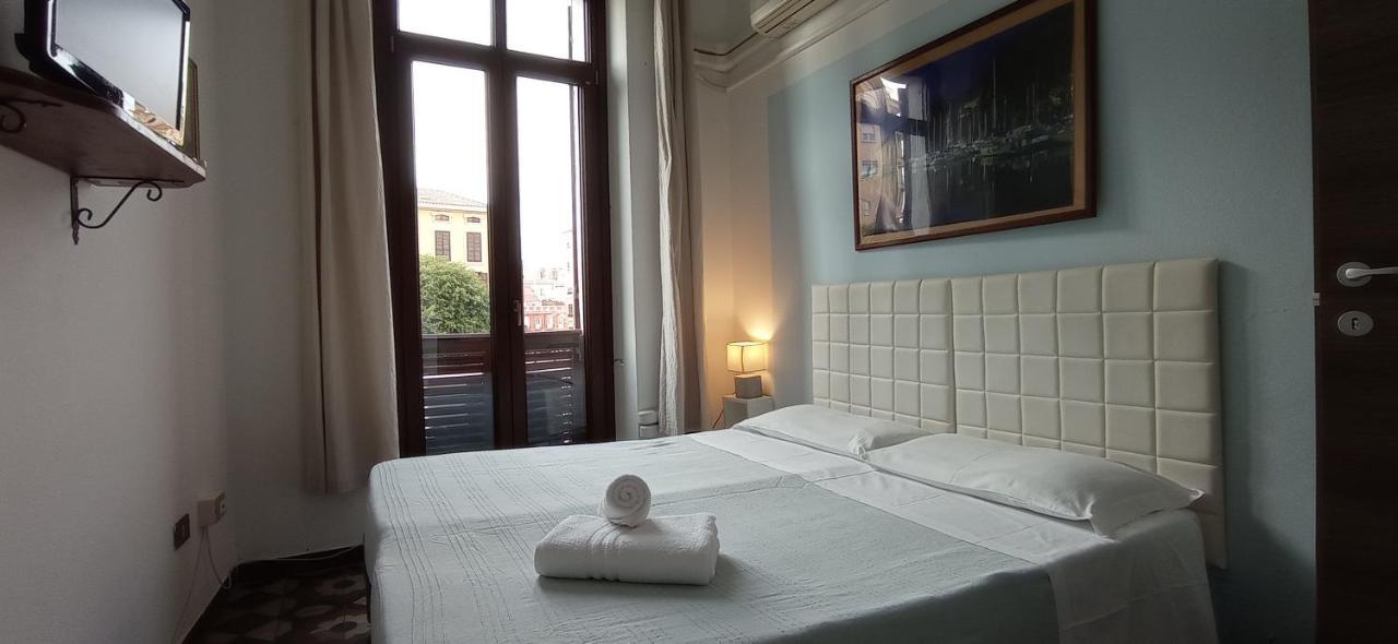 Onlyrooms III - Piazza Jenne Cagliari Eksteriør billede