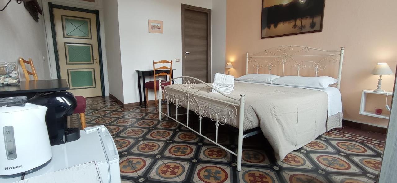 Onlyrooms III - Piazza Jenne Cagliari Eksteriør billede
