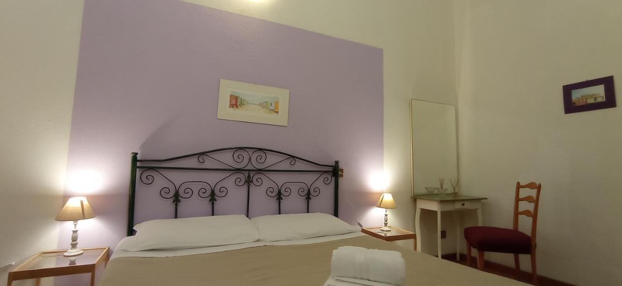 Onlyrooms III - Piazza Jenne Cagliari Eksteriør billede