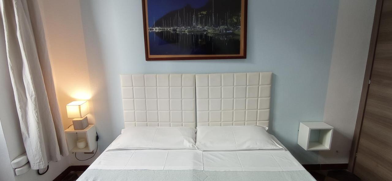 Onlyrooms III - Piazza Jenne Cagliari Eksteriør billede