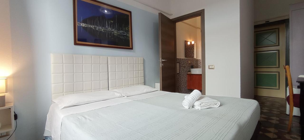 Onlyrooms III - Piazza Jenne Cagliari Eksteriør billede
