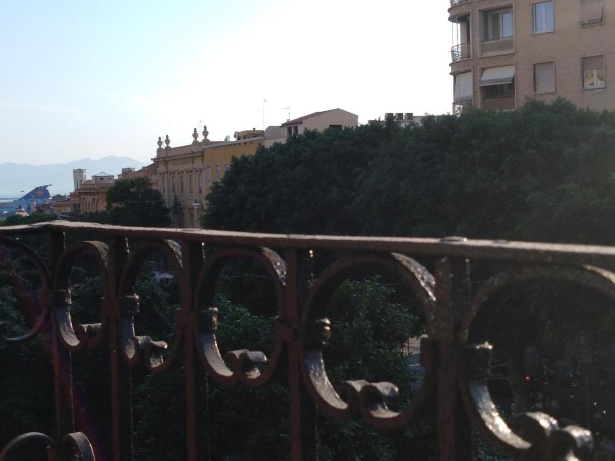 Onlyrooms III - Piazza Jenne Cagliari Eksteriør billede