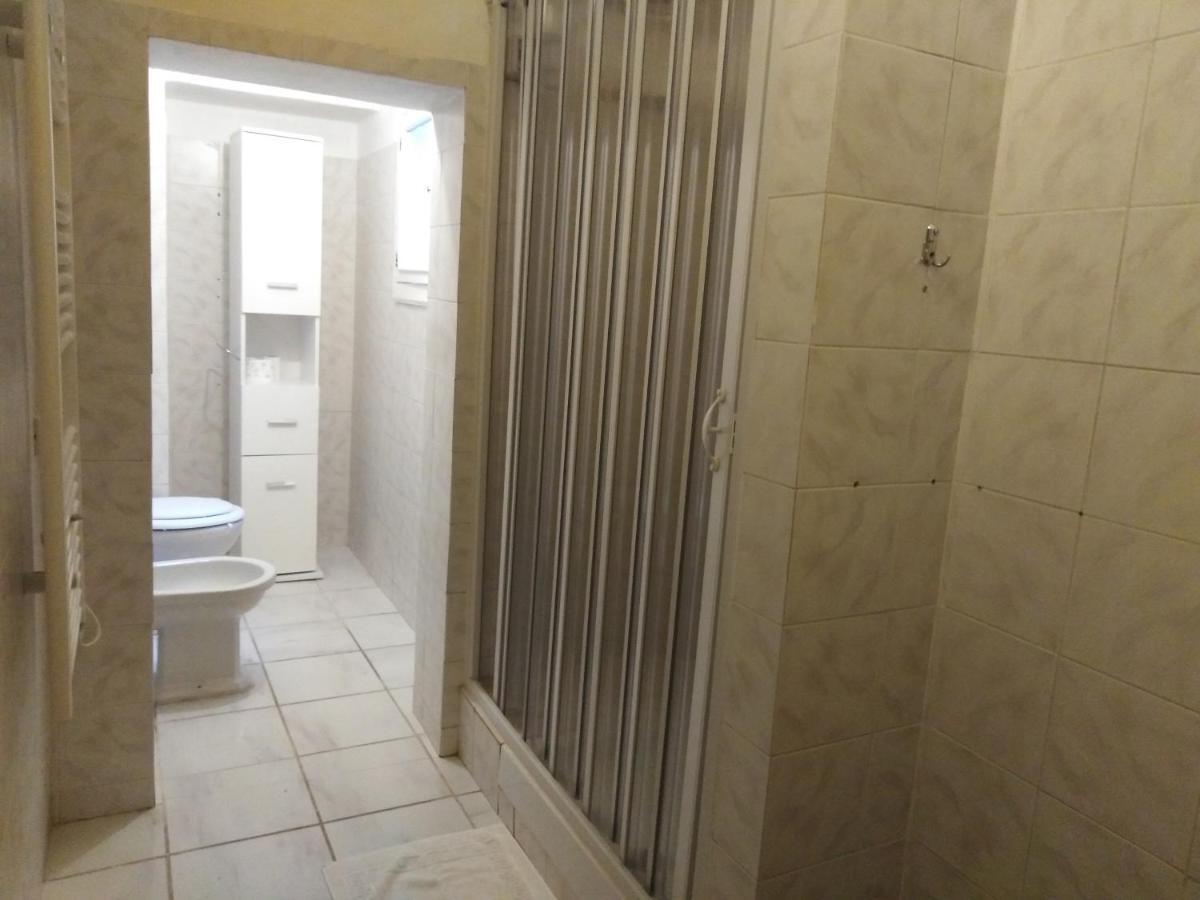 Onlyrooms III - Piazza Jenne Cagliari Eksteriør billede